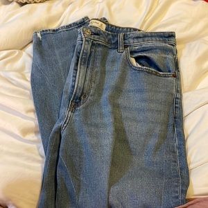 Abercrombie Curve Love Straight Leg Jeans